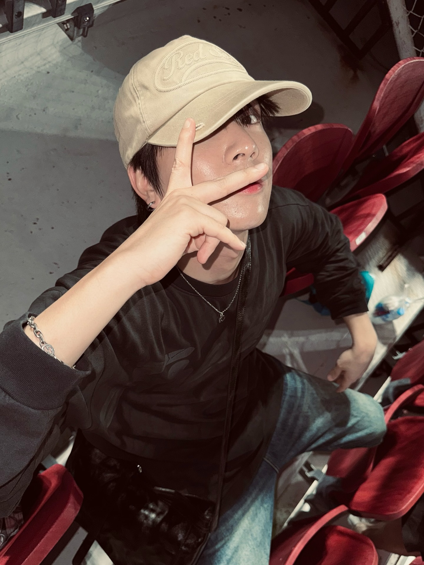 ภณ - ธนภณ เอี่ยมกำชัย