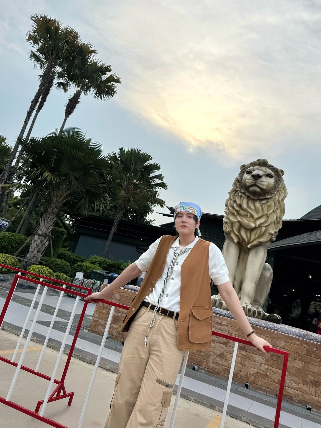 ภณ - ธนภณ เอี่ยมกำชัย
