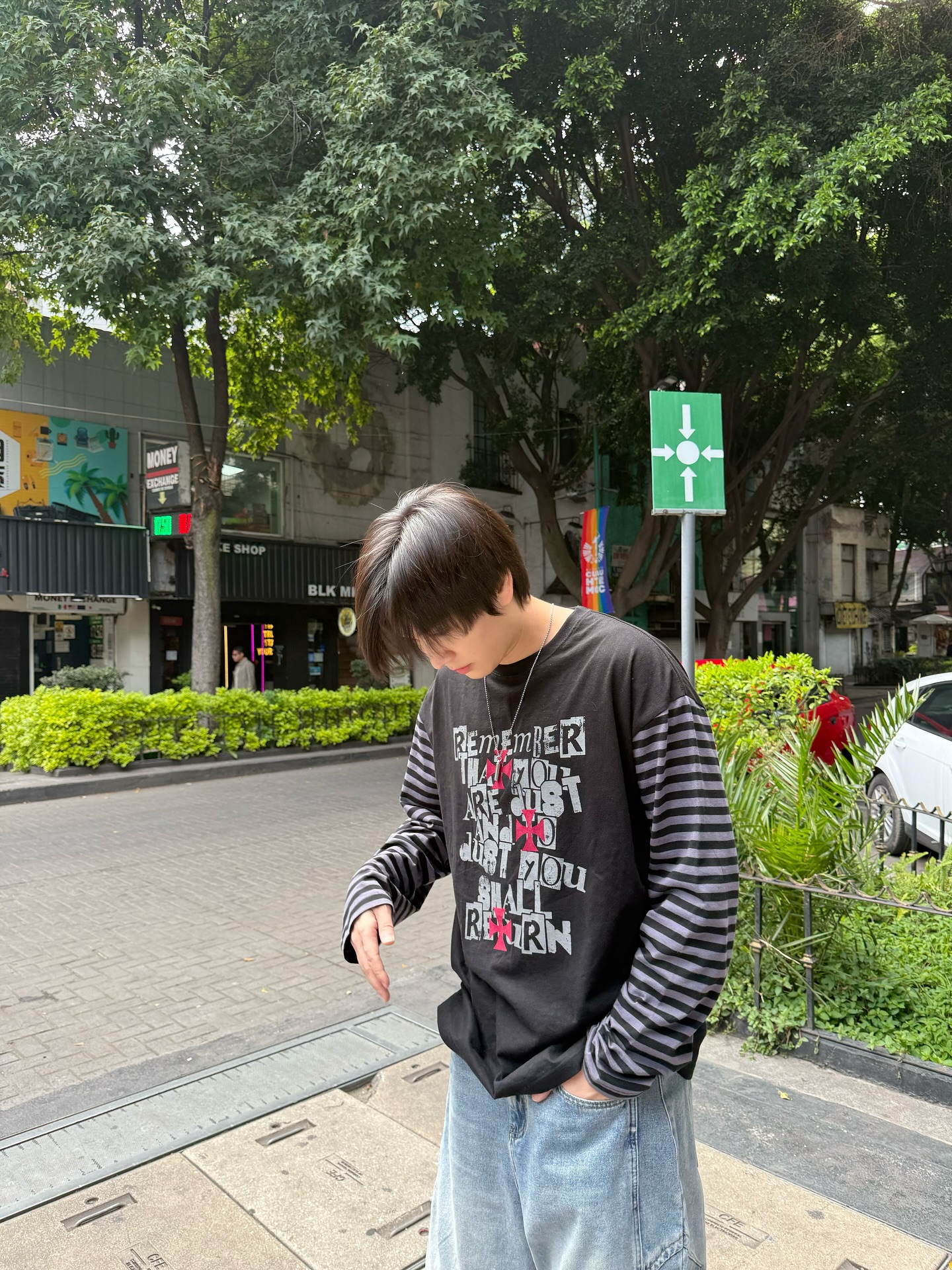 ภณ - ธนภณ เอี่ยมกำชัย