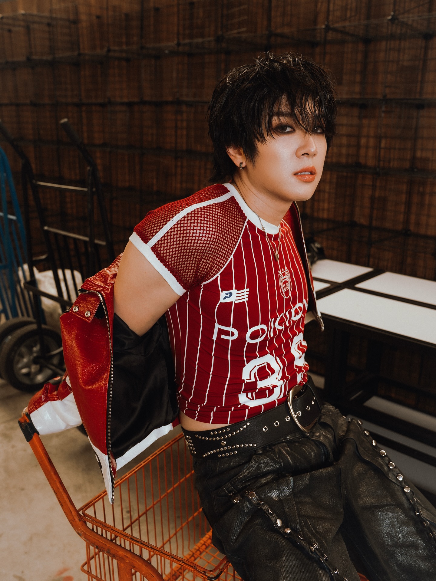 ภณ - ธนภณ เอี่ยมกำชัย
