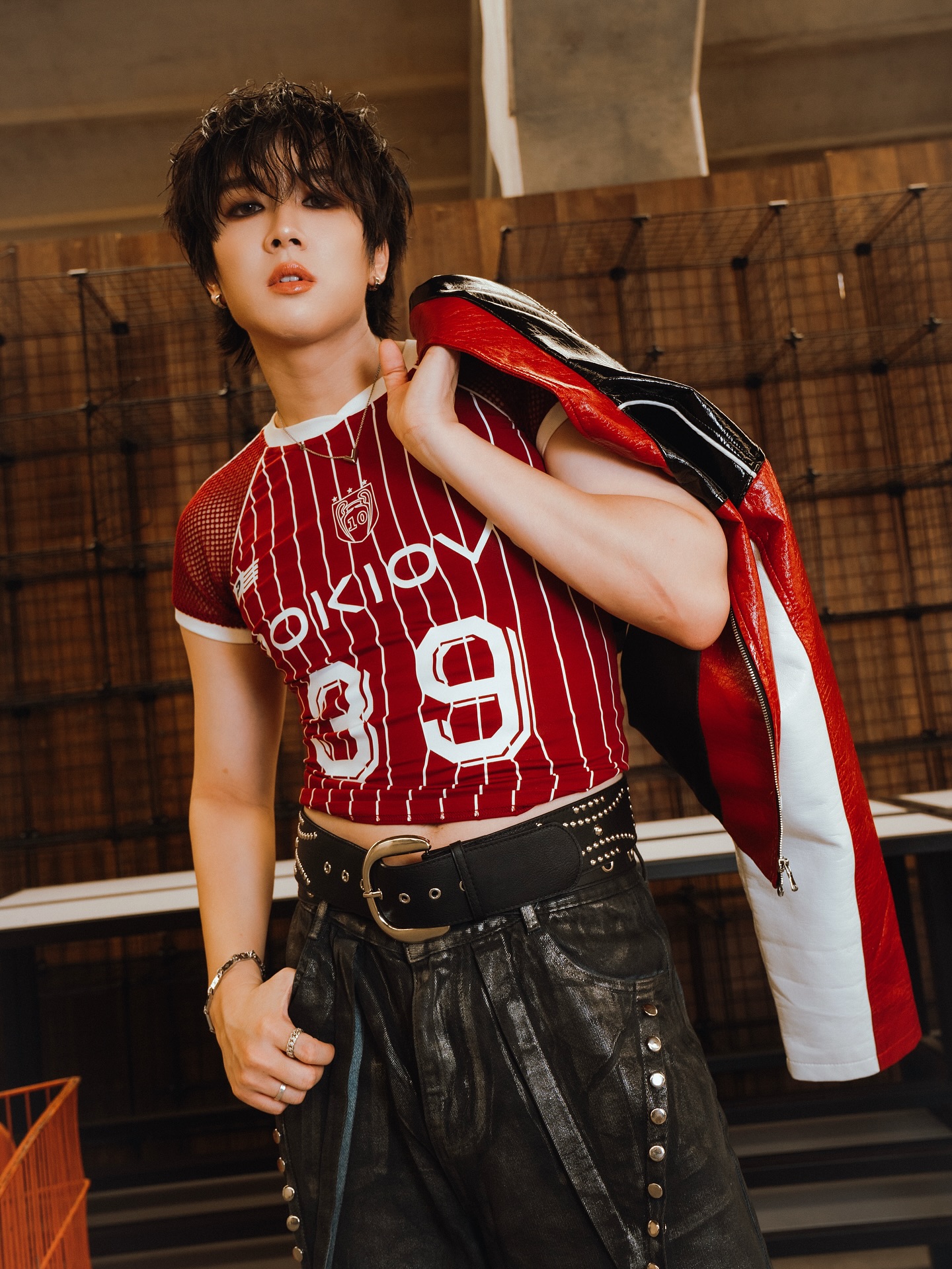 ภณ - ธนภณ เอี่ยมกำชัย