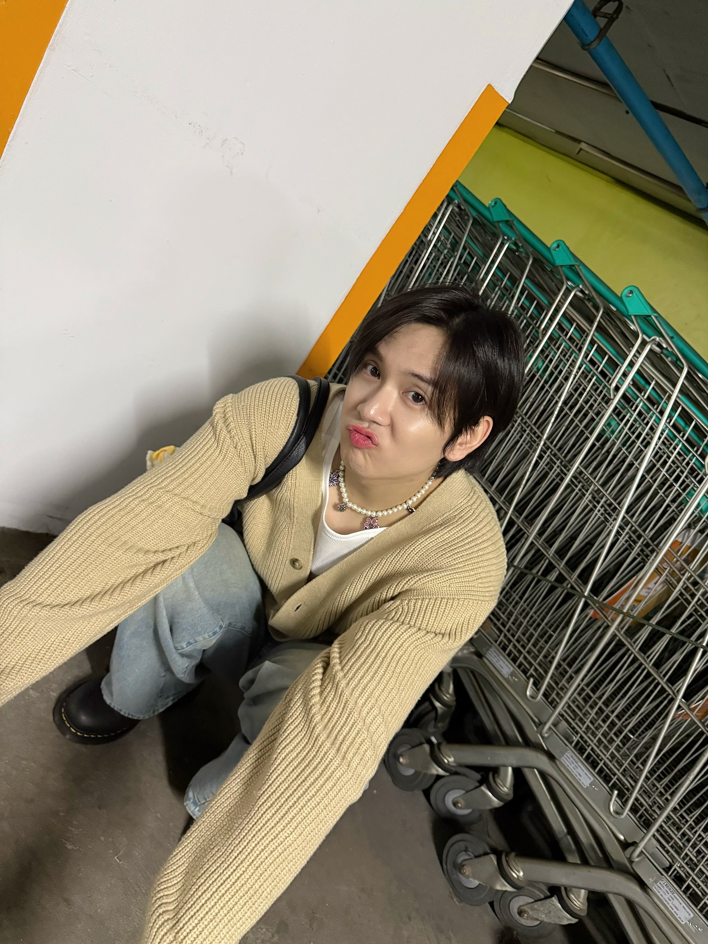 ภณ - ธนภณ เอี่ยมกำชัย