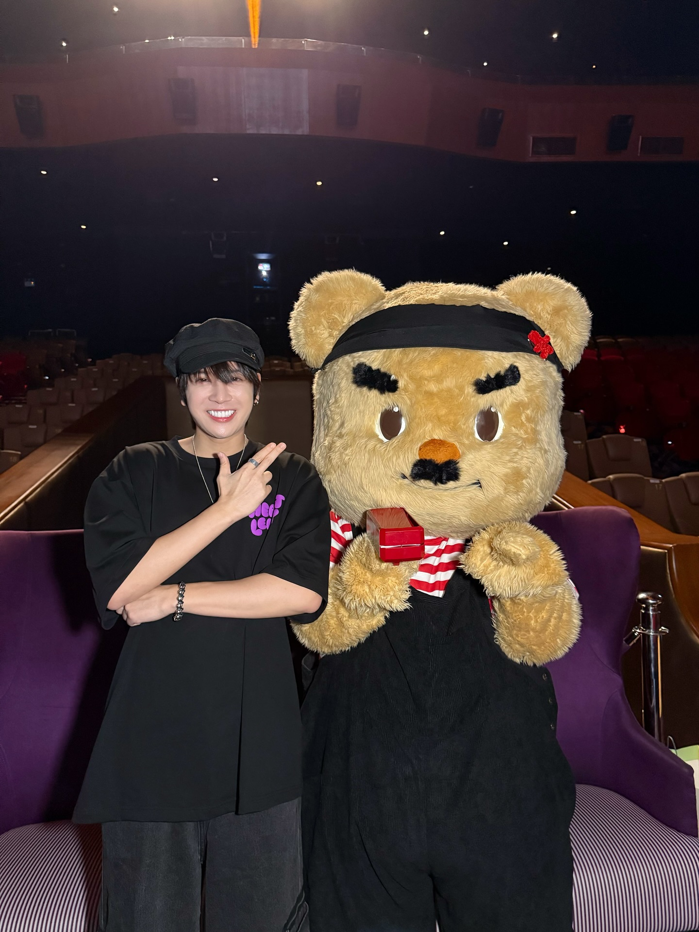 ภณ - ธนภณ เอี่ยมกำชัย