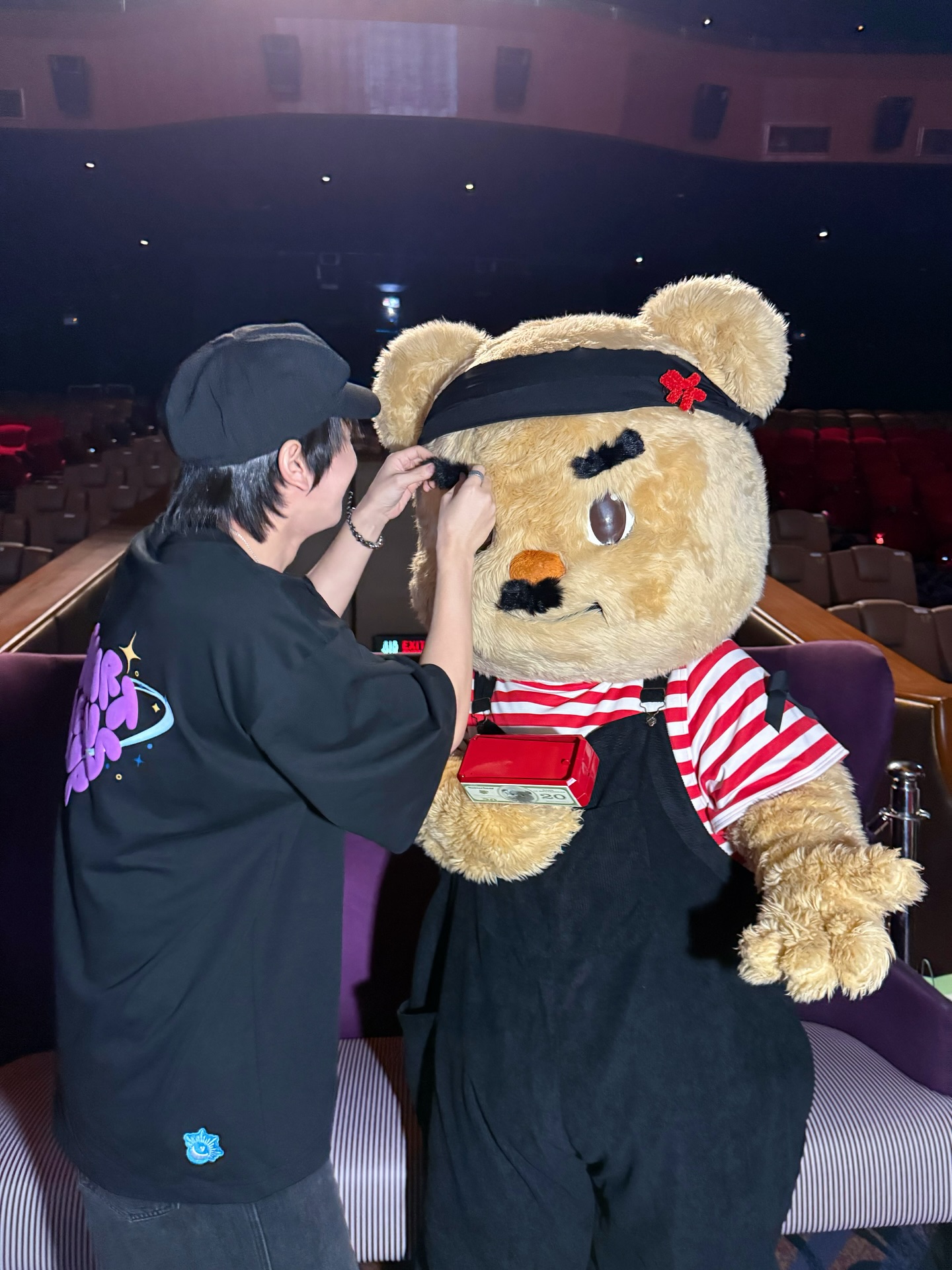 ภณ - ธนภณ เอี่ยมกำชัย