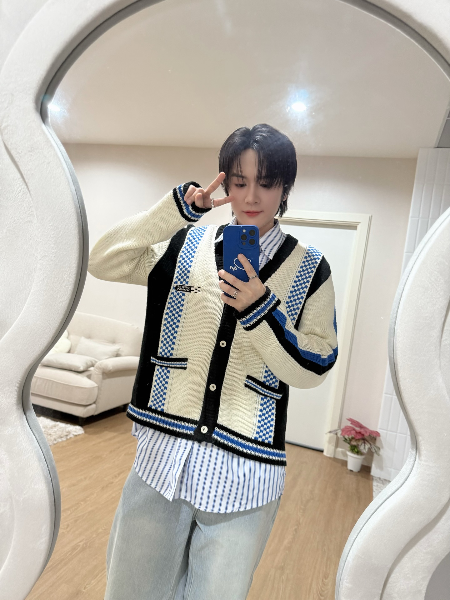 ภณ - ธนภณ เอี่ยมกำชัย