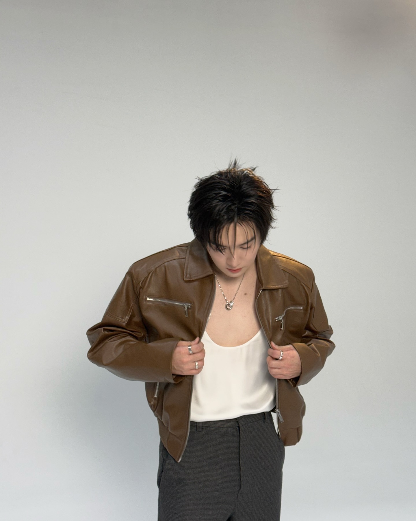 ภณ - ธนภณ เอี่ยมกำชัย