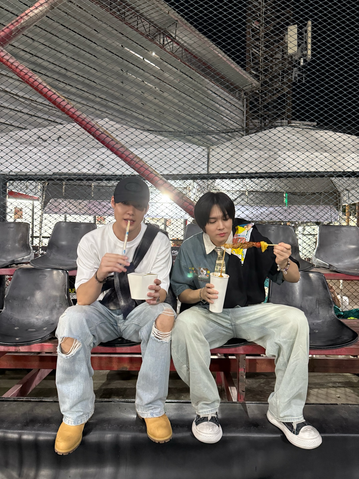 ภณ - ธนภณ เอี่ยมกำชัย