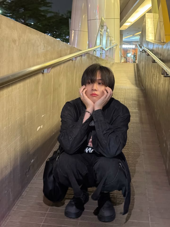 ภณ - ธนภณ เอี่ยมกำชัย