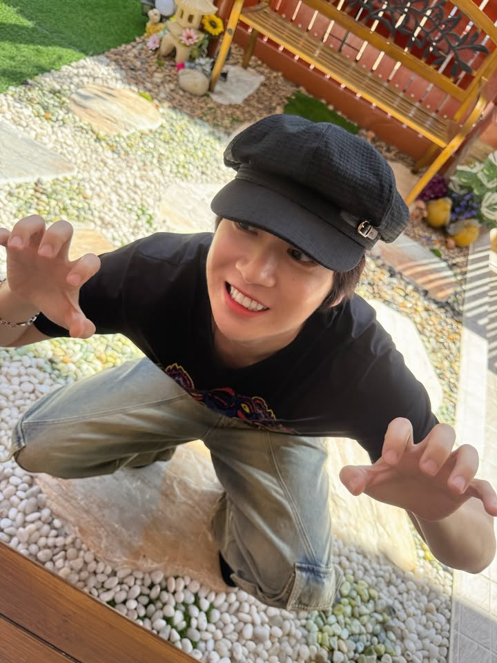 ภณ - ธนภณ เอี่ยมกำชัย