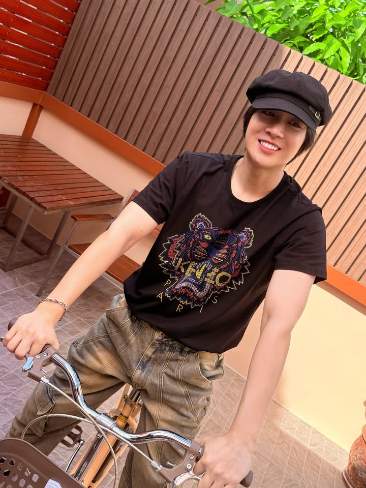 ภณ - ธนภณ เอี่ยมกำชัย