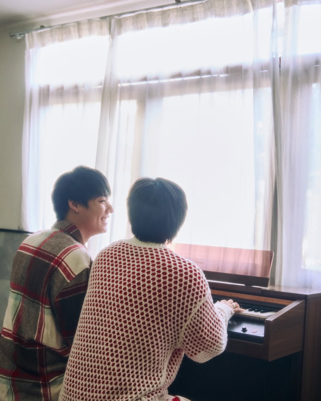 ภณ - ธนภณ เอี่ยมกำชัย