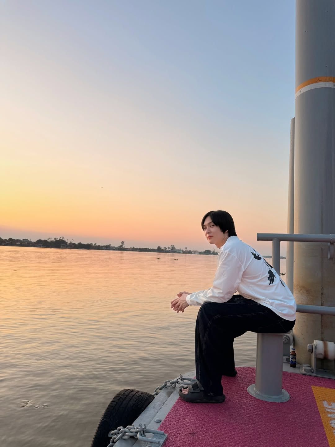 ภณ - ธนภณ เอี่ยมกำชัย