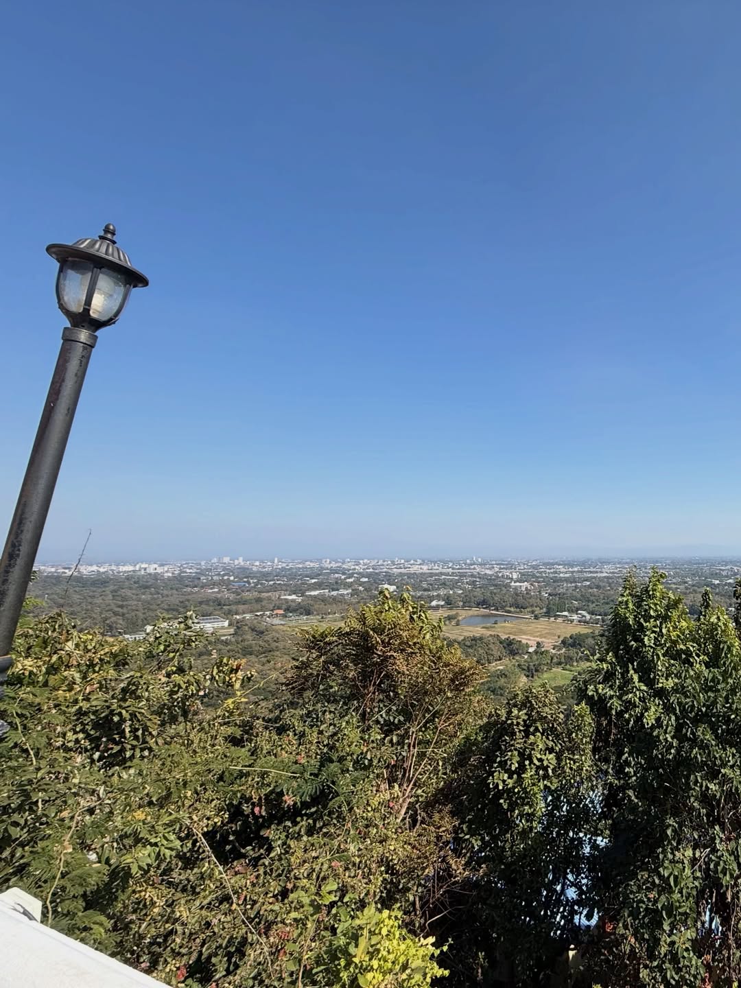 ภณ - ธนภณ เอี่ยมกำชัย