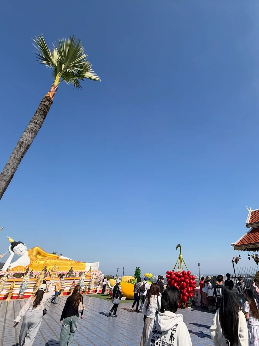 ภณ - ธนภณ เอี่ยมกำชัย