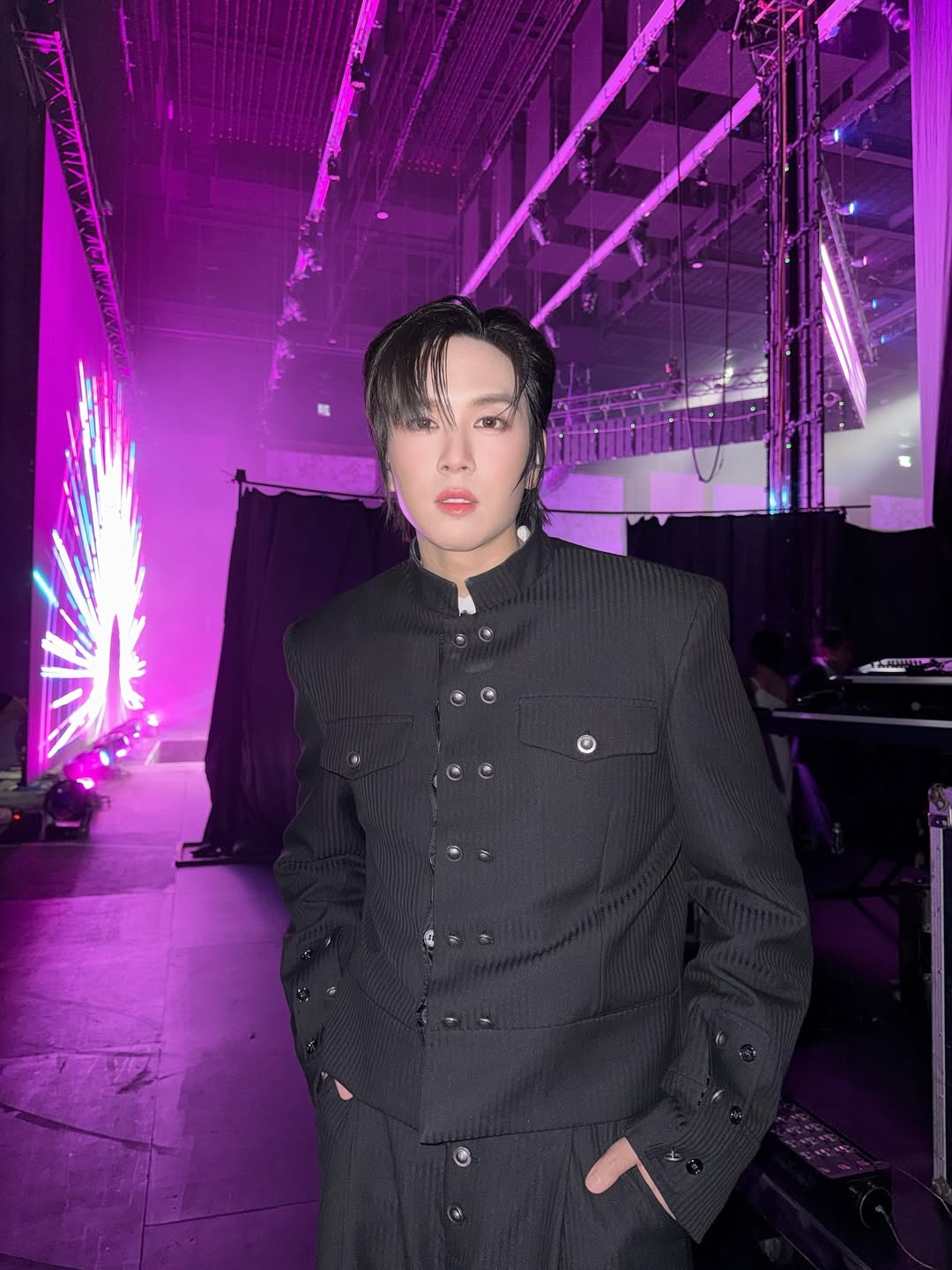 ภณ - ธนภณ เอี่ยมกำชัย