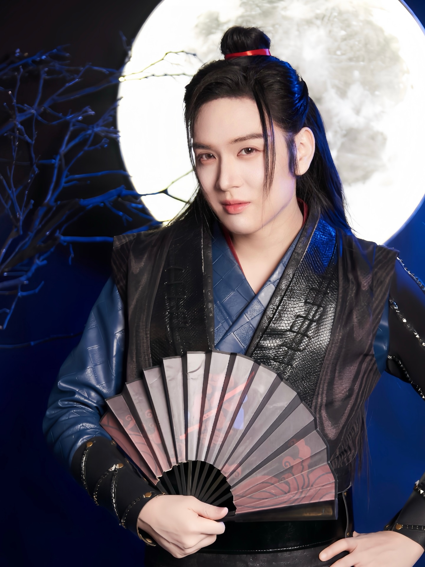 ภณ - ธนภณ เอี่ยมกำชัย