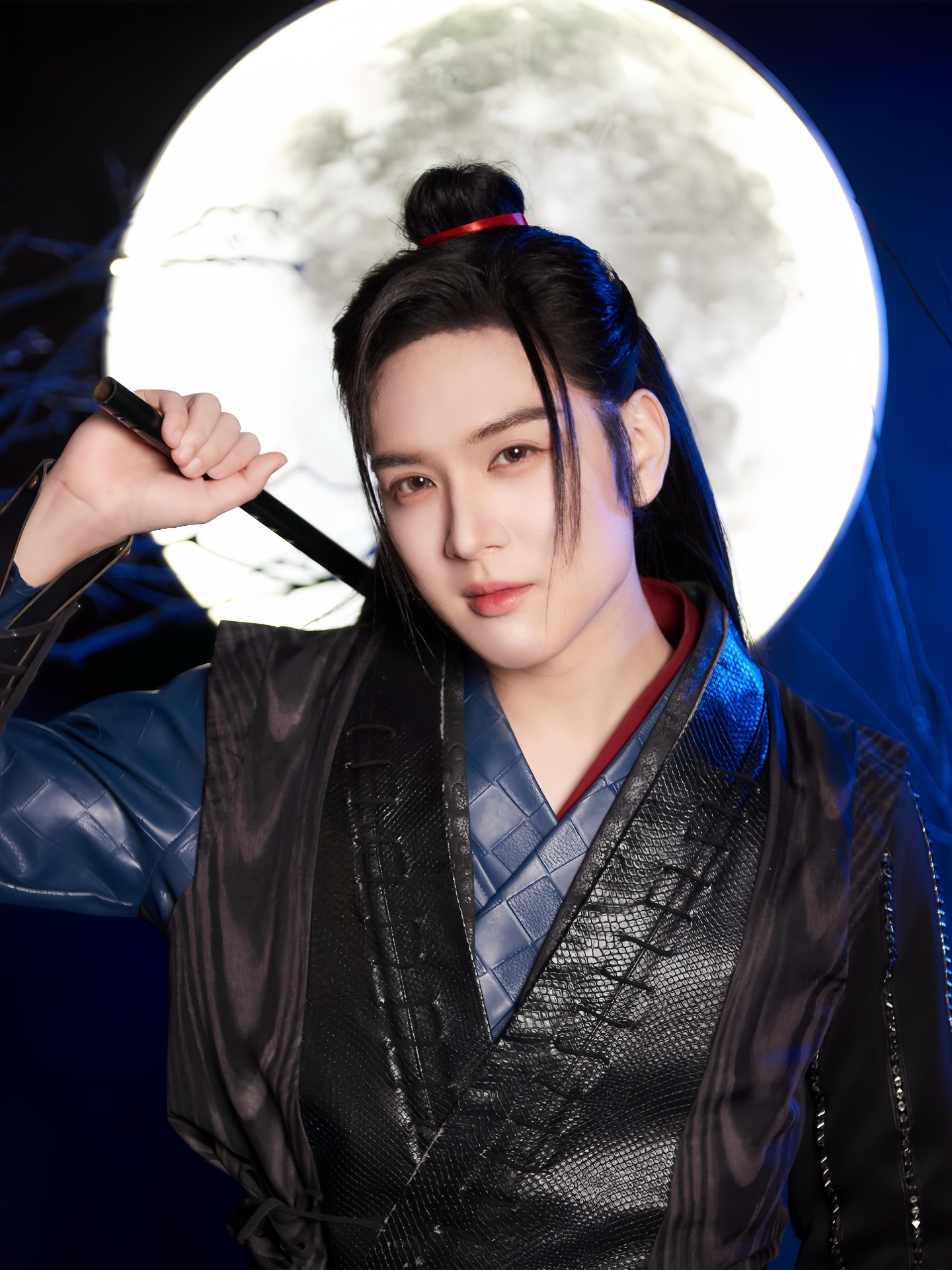 ภณ - ธนภณ เอี่ยมกำชัย