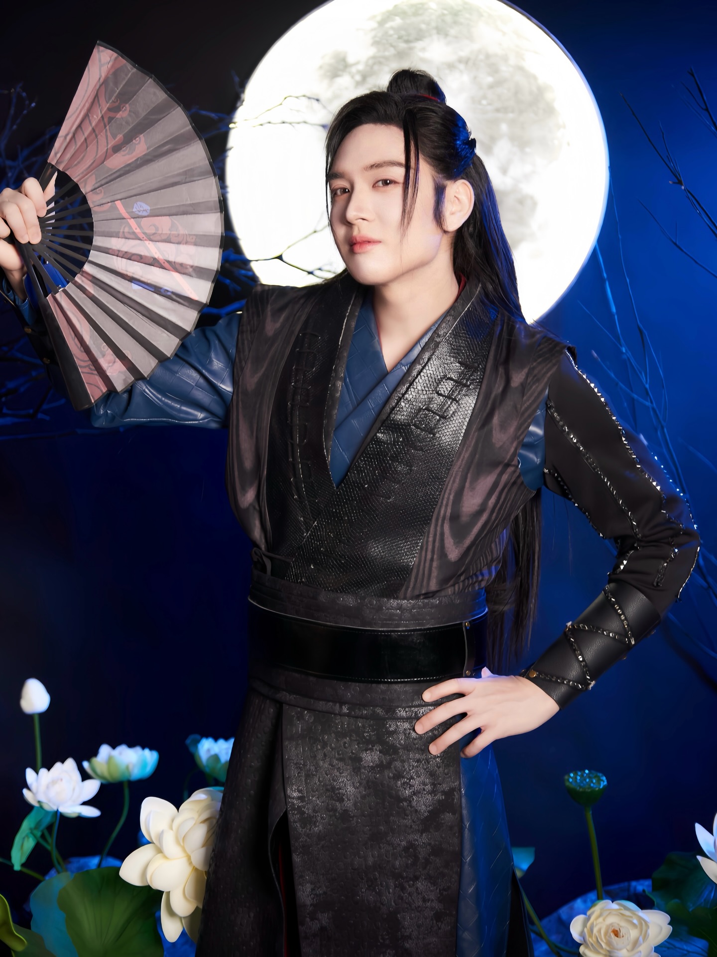 ภณ - ธนภณ เอี่ยมกำชัย