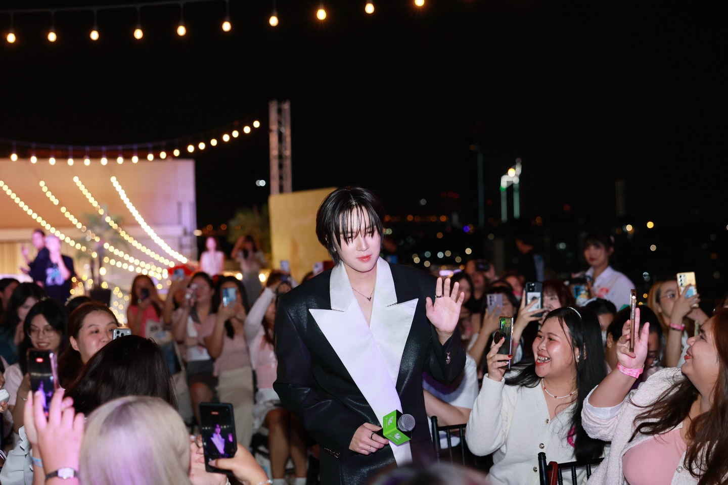 ภณ - ธนภณ เอี่ยมกำชัย