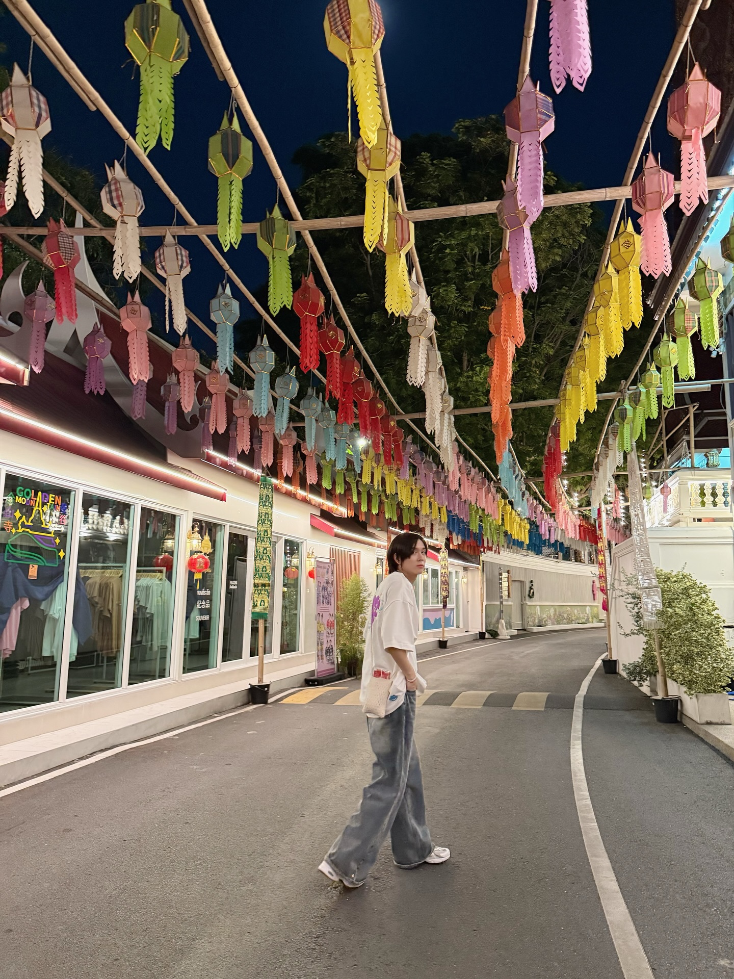 ภณ - ธนภณ เอี่ยมกำชัย