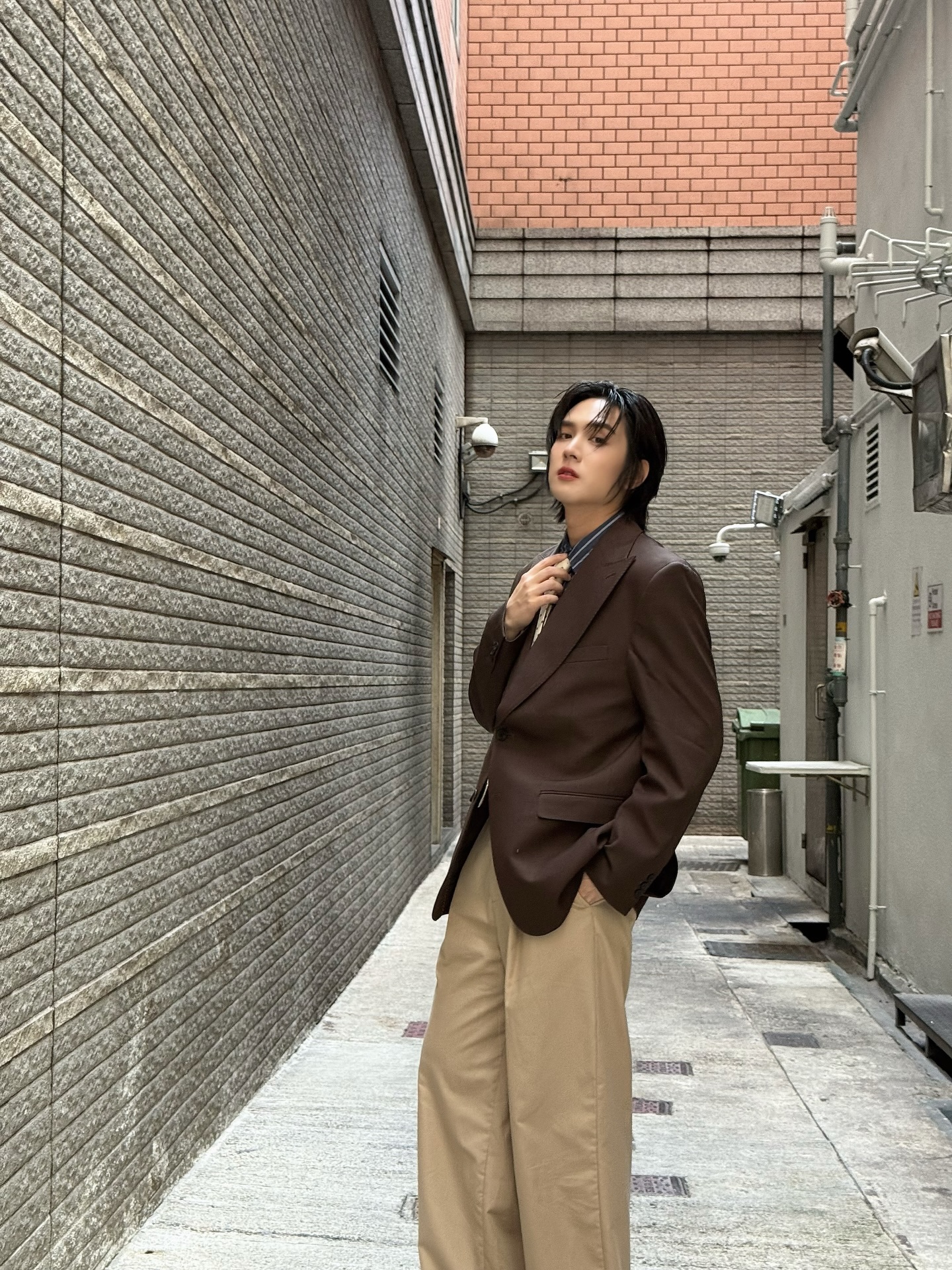 ภณ - ธนภณ เอี่ยมกำชัย