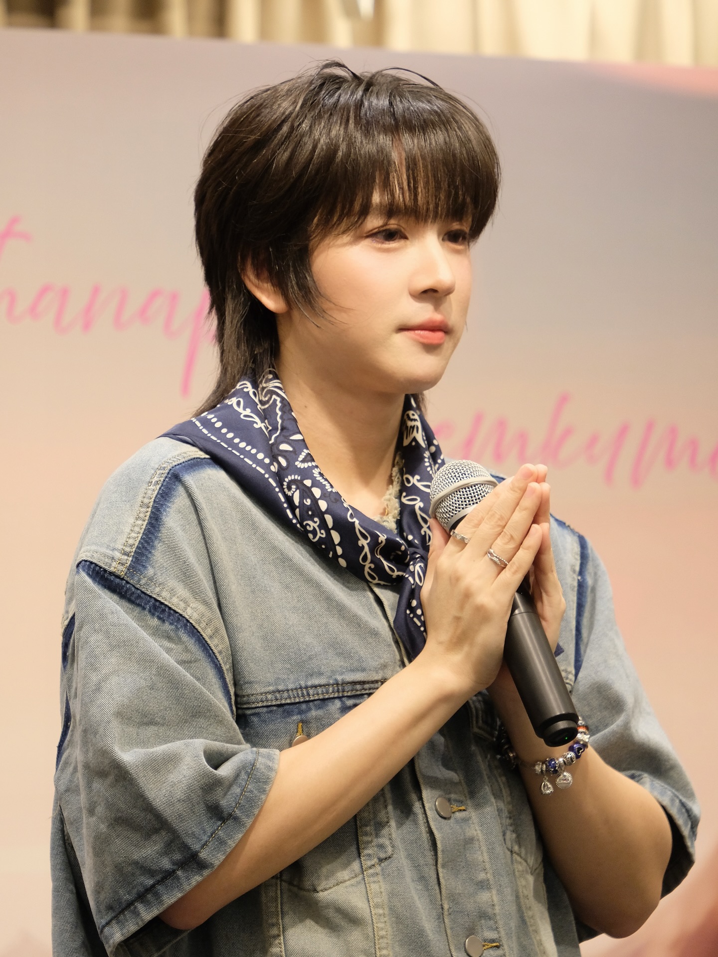ภณ - ธนภณ เอี่ยมกำชัย
