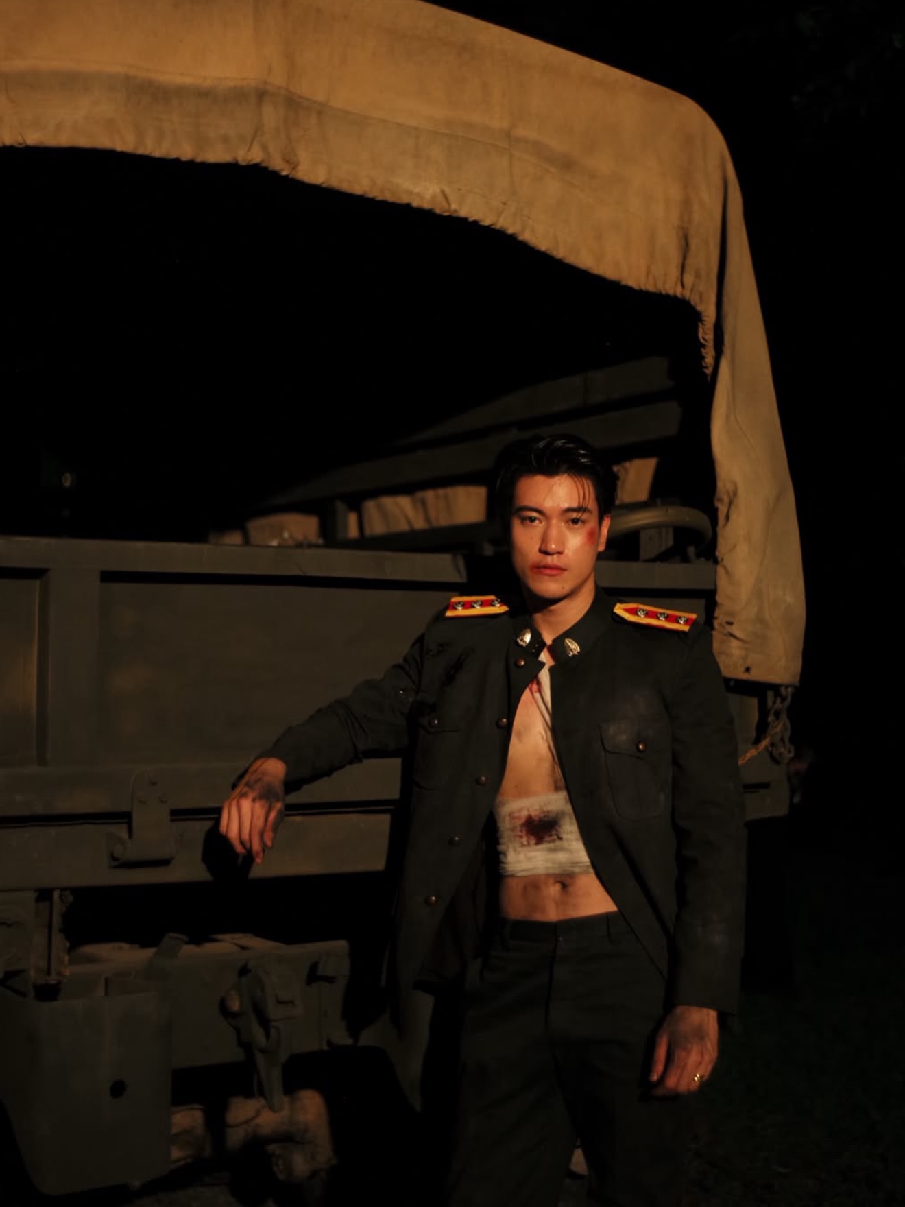 อิน - จักราสินธุ์ อัศวธนะชัย