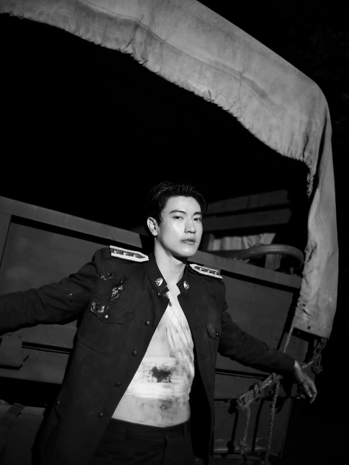 อิน - จักราสินธุ์ อัศวธนะชัย