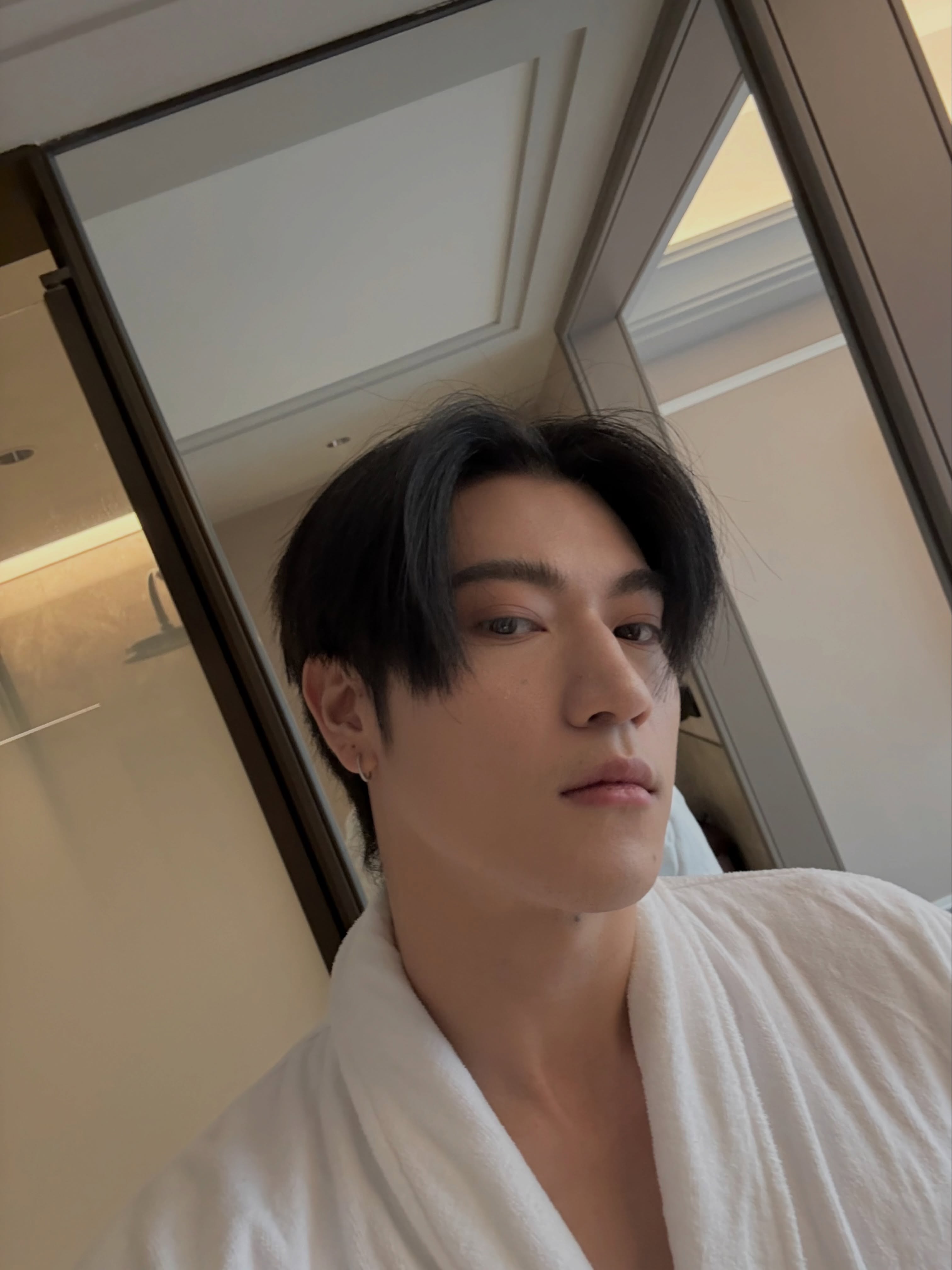 อิน - จักราสินธุ์ อัศวธนะชัย