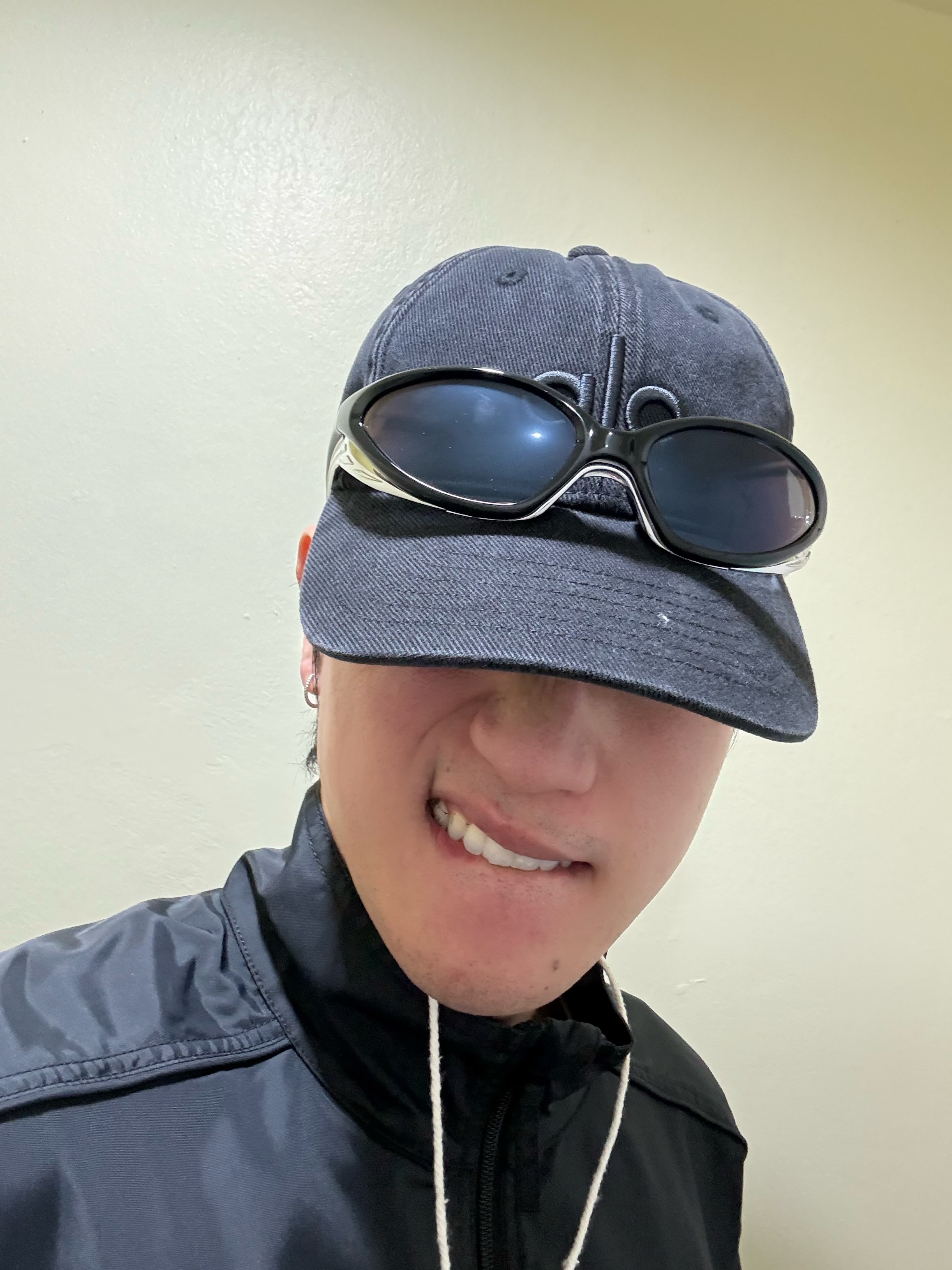อิน - จักราสินธุ์ อัศวธนะชัย
