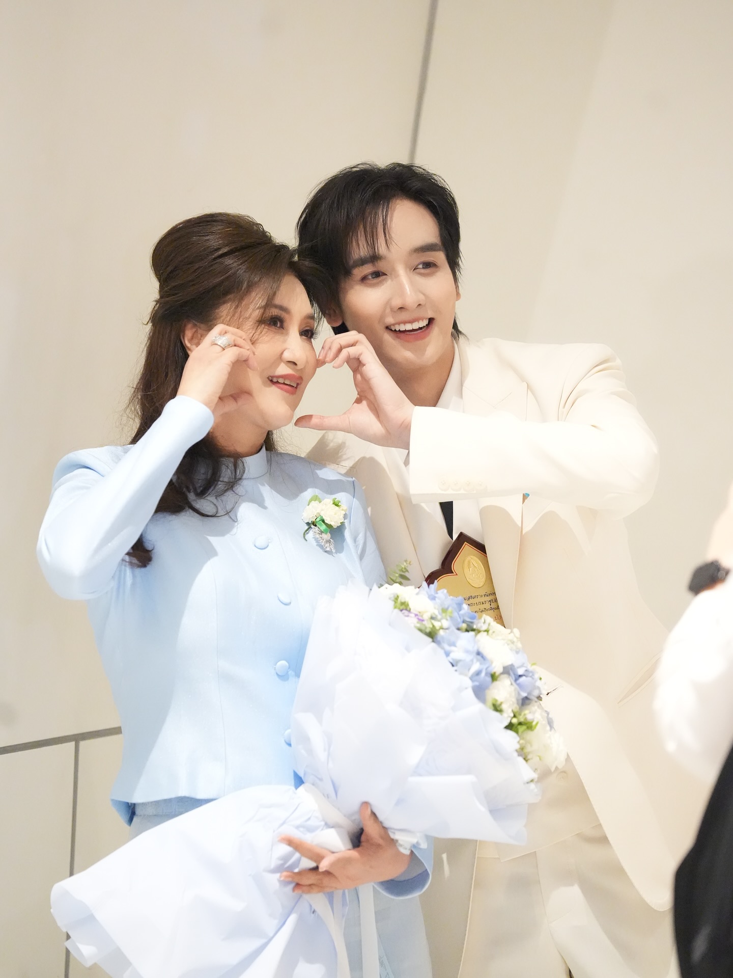 กองทัพ พีค