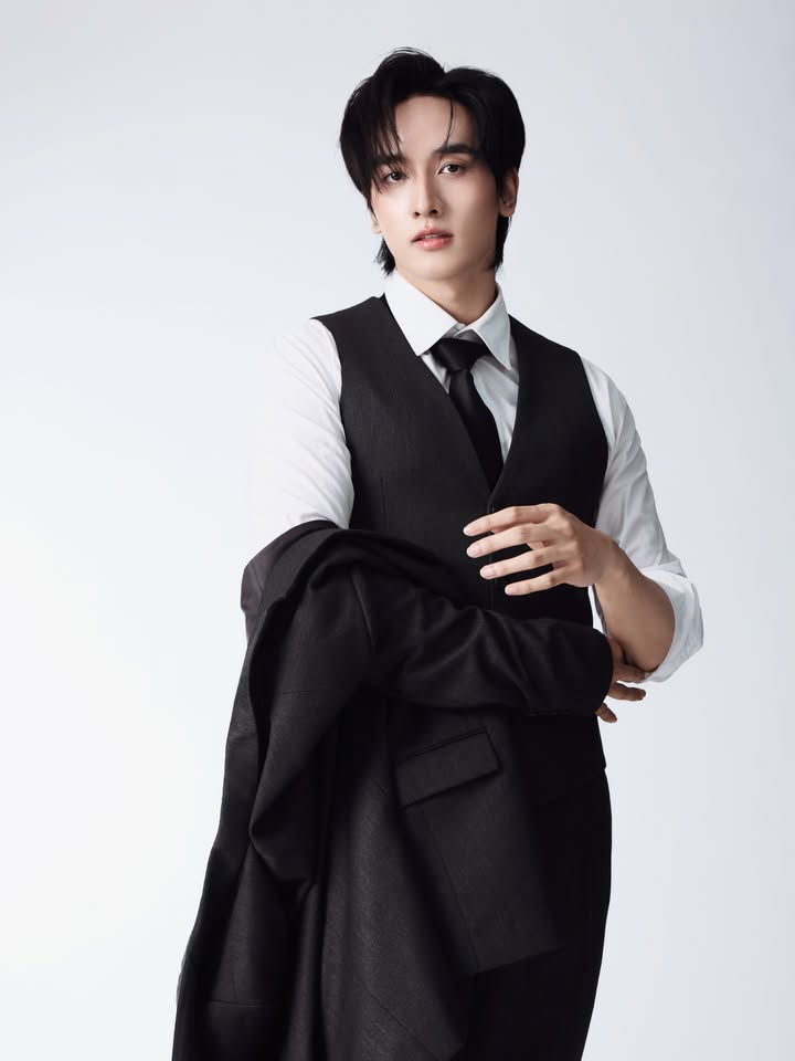 กองทัพ พีค