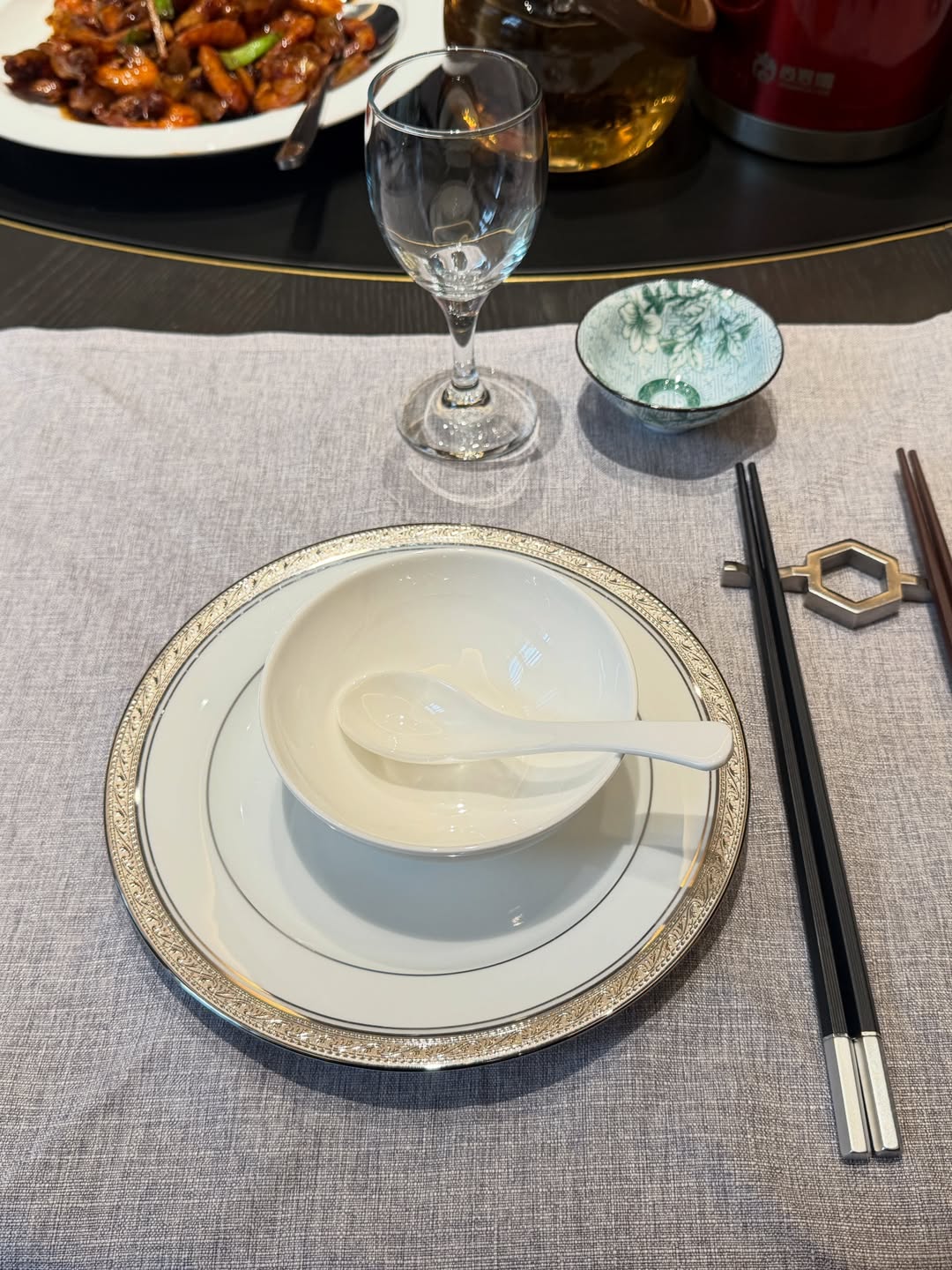 กองทัพ พีค