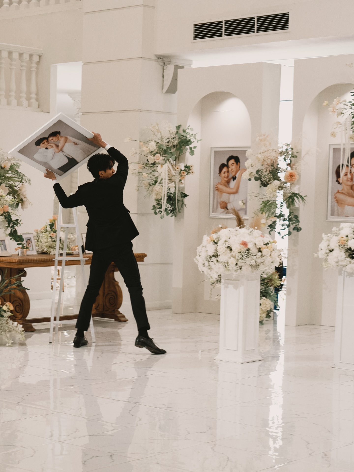 กองทัพ พีค