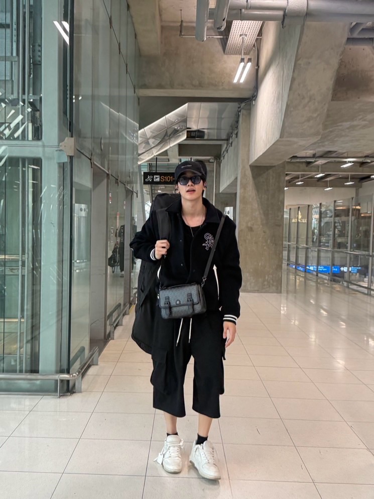 กองทัพ พีค