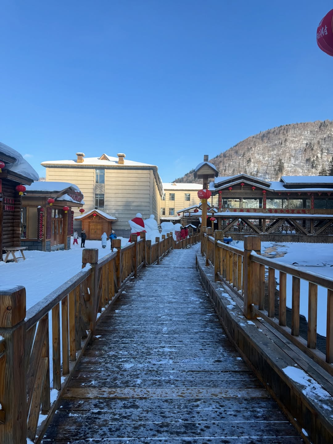 กองทัพ พีค