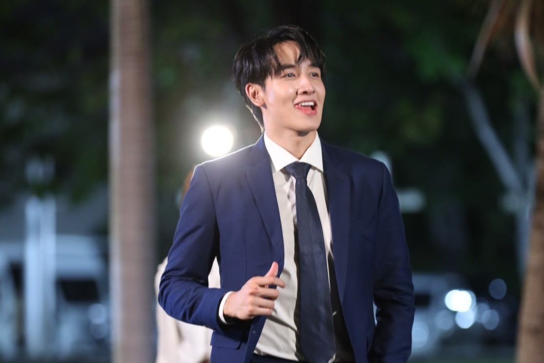 กองทัพ พีค