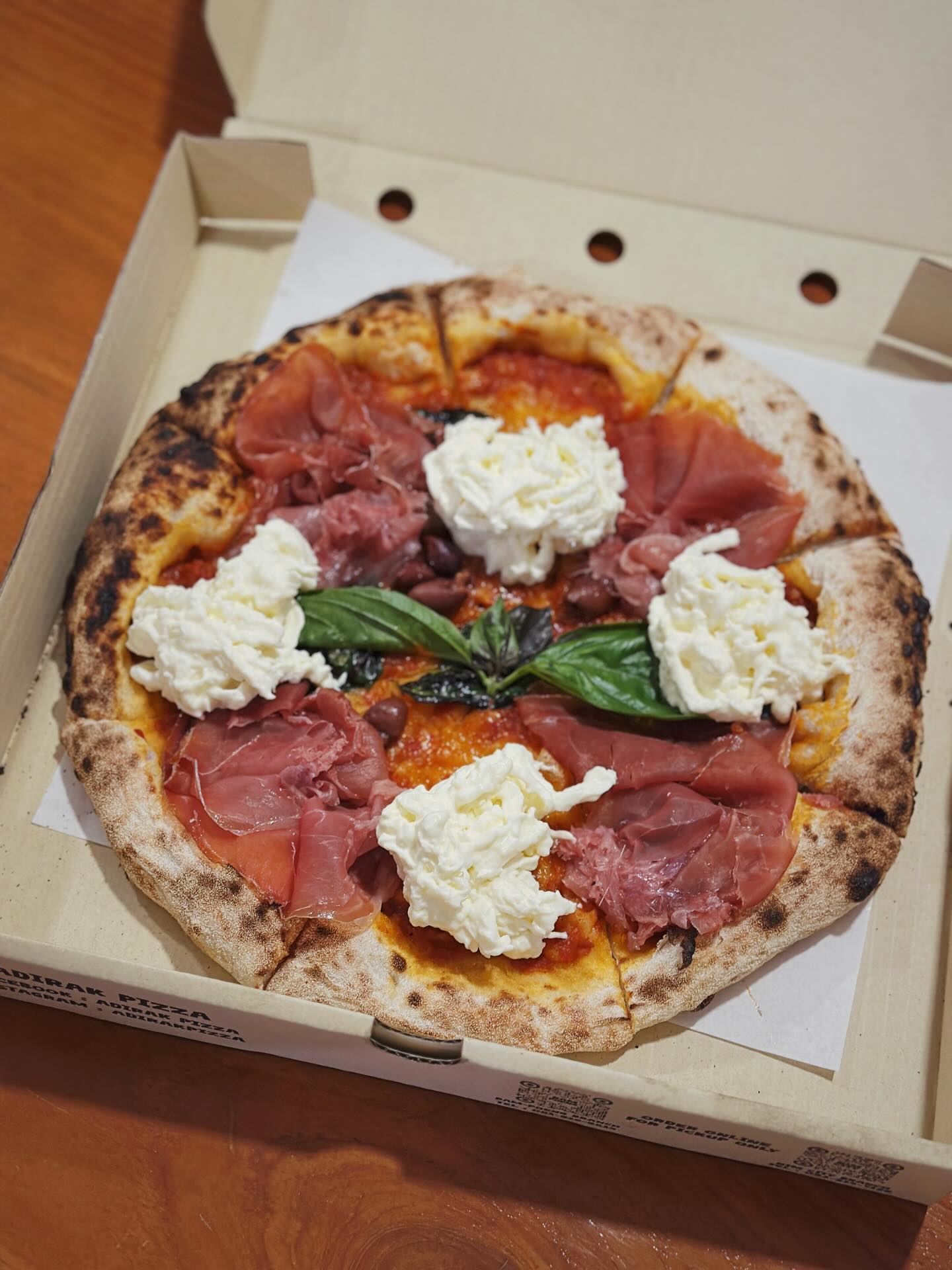 จ๋า - ยศสินี ณ นคร