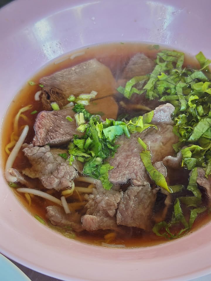 จ๋า - ยศสินี ณ นคร