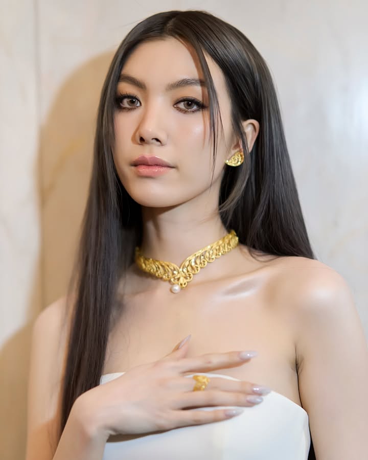 ออม - กรณ์นภัส เศรษฐรัตนพงศ์