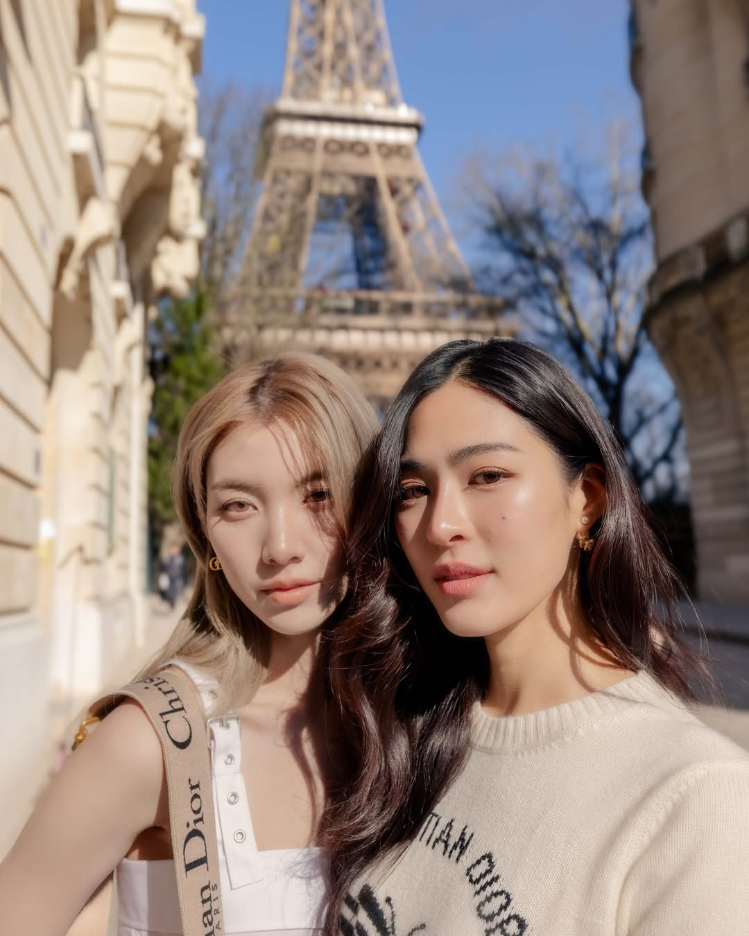 ออม - กรณ์นภัส เศรษฐรัตนพงศ์