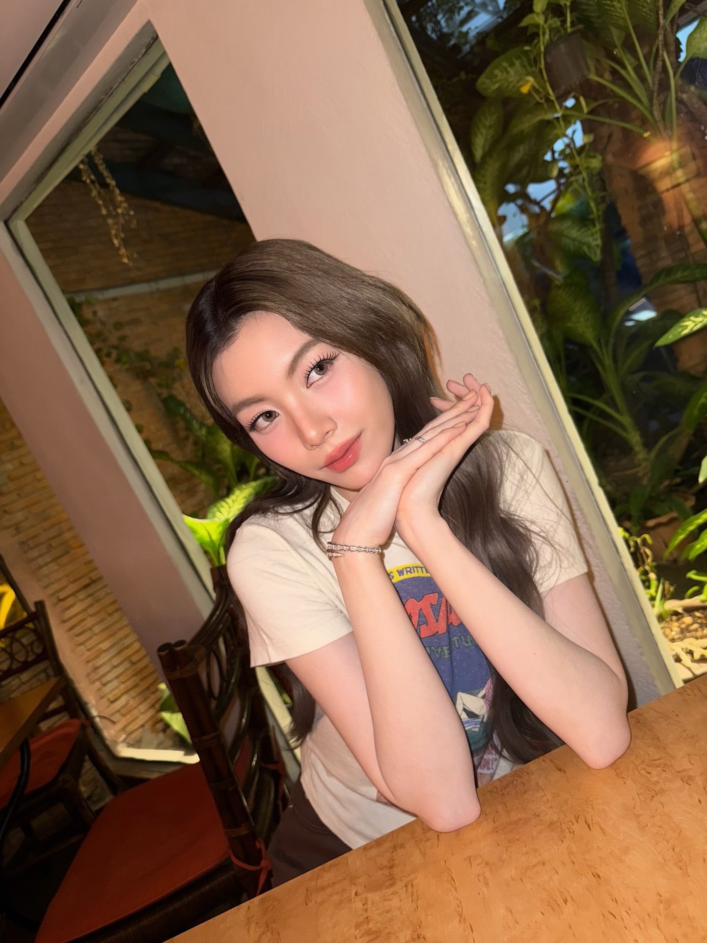 ออม - กรณ์นภัส เศรษฐรัตนพงศ์
