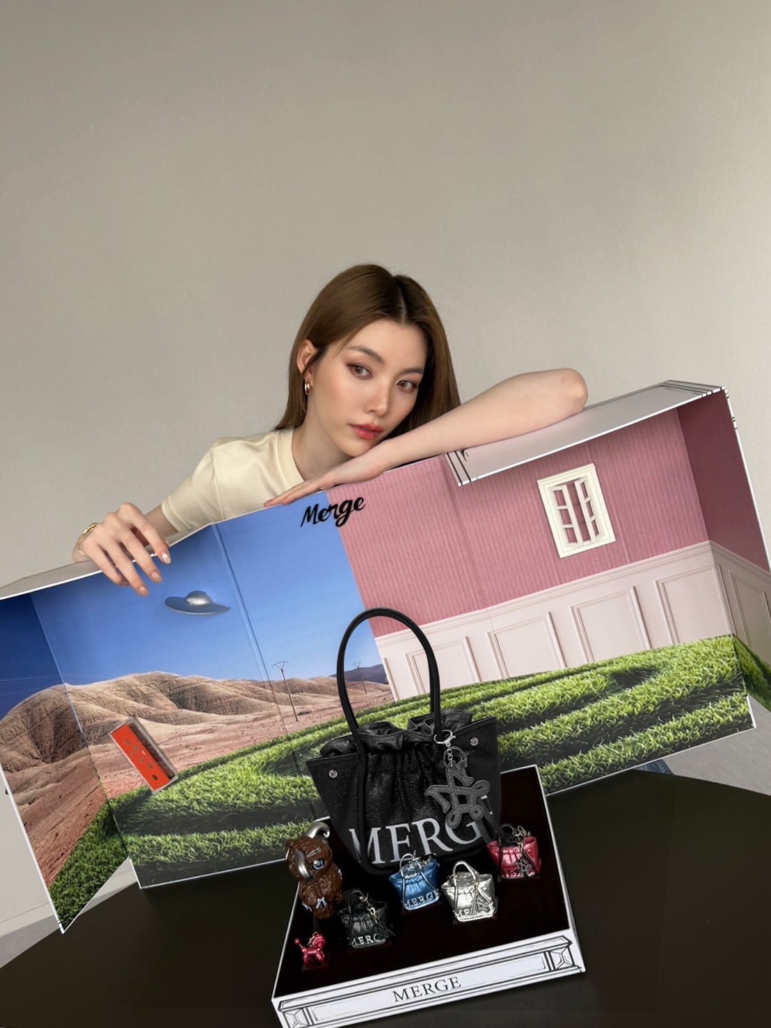 ออม - กรณ์นภัส เศรษฐรัตนพงศ์
