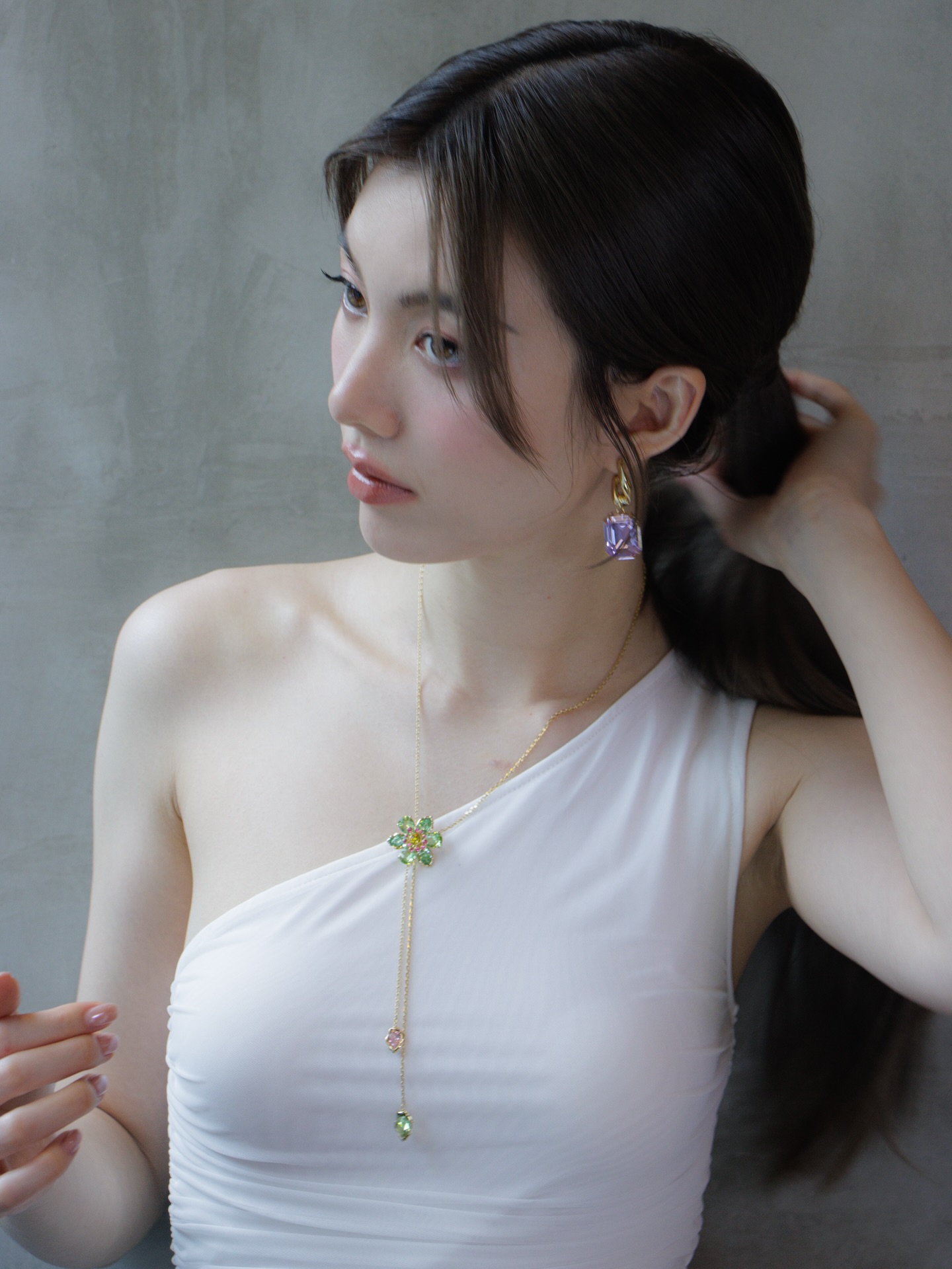 ออม - กรณ์นภัส เศรษฐรัตนพงศ์
