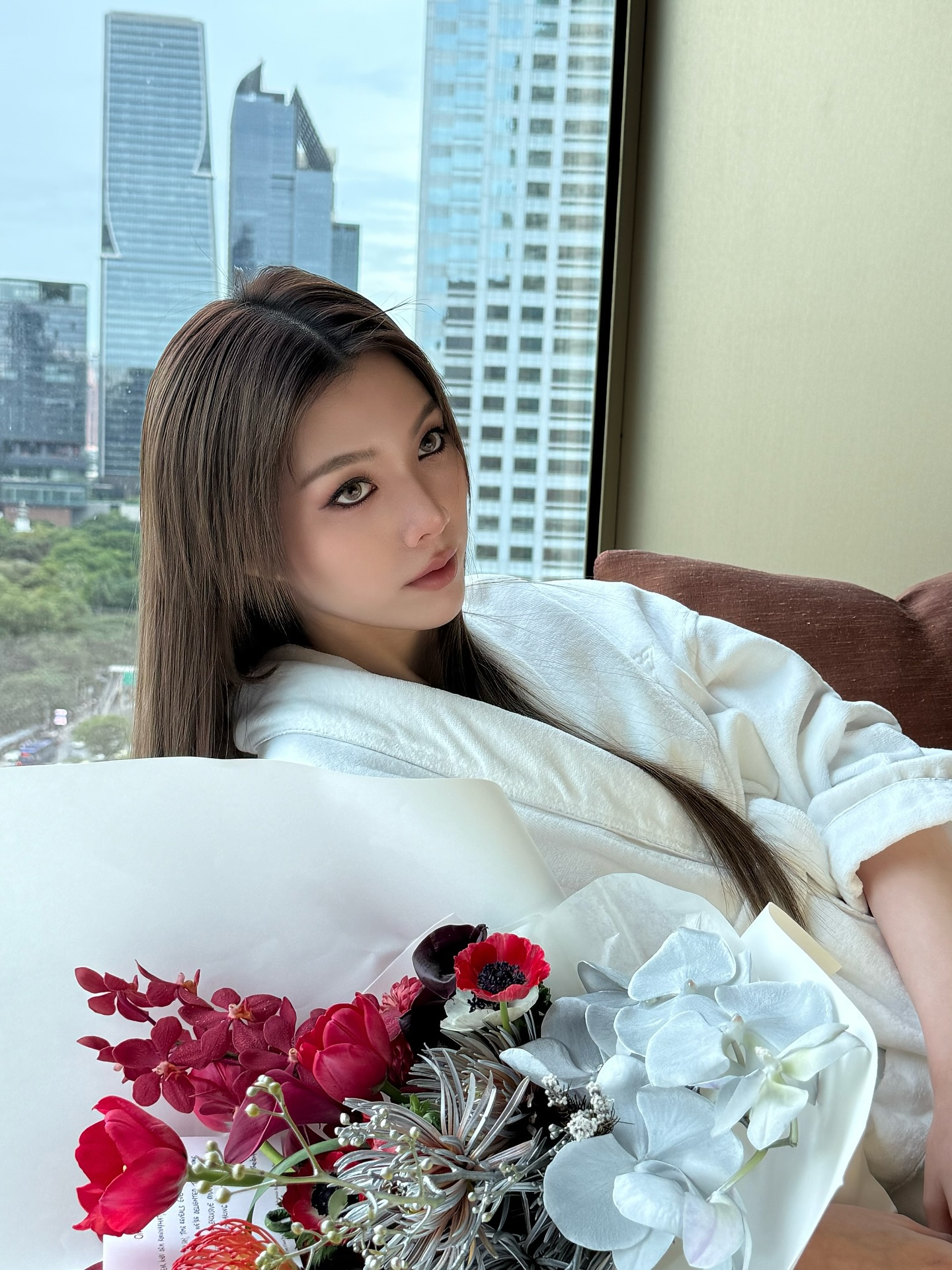 ออม - กรณ์นภัส เศรษฐรัตนพงศ์