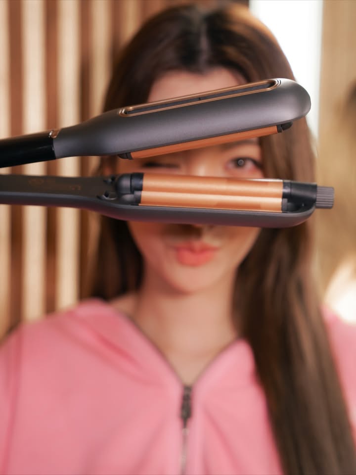 ออม - กรณ์นภัส เศรษฐรัตนพงศ์