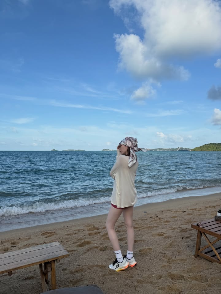 ออม - กรณ์นภัส เศรษฐรัตนพงศ์