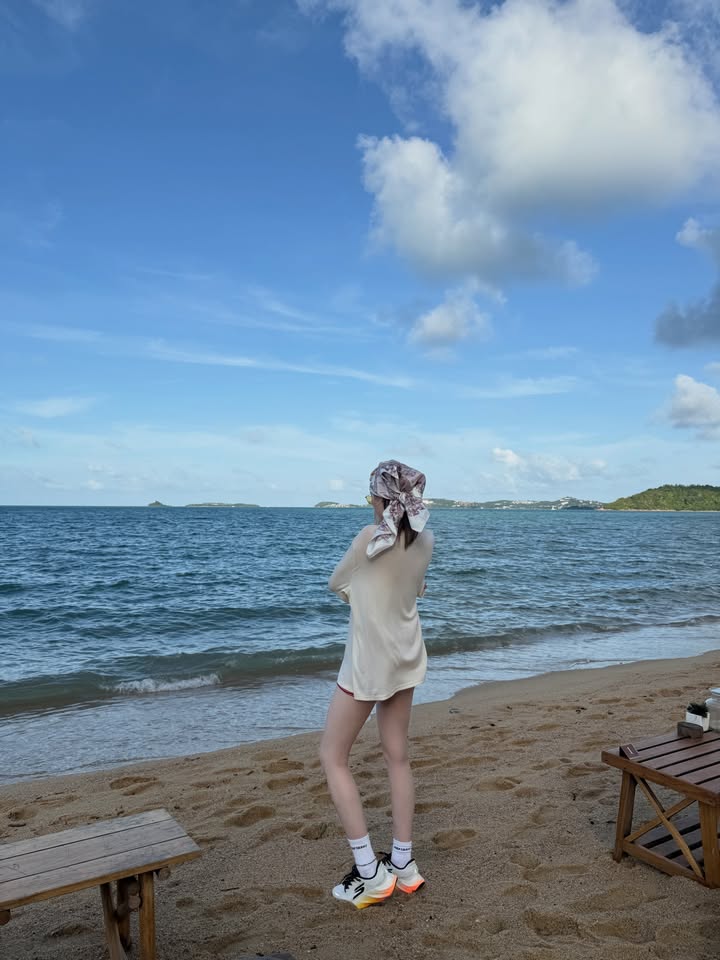 ออม - กรณ์นภัส เศรษฐรัตนพงศ์