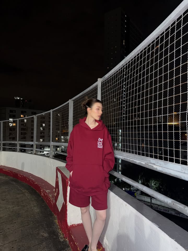 ออม - กรณ์นภัส เศรษฐรัตนพงศ์