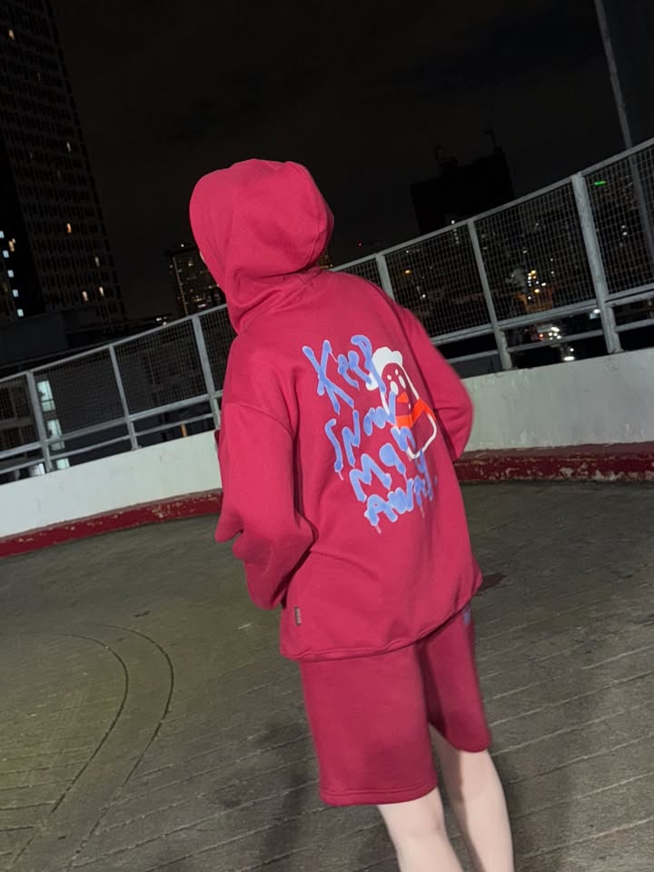 ออม - กรณ์นภัส เศรษฐรัตนพงศ์